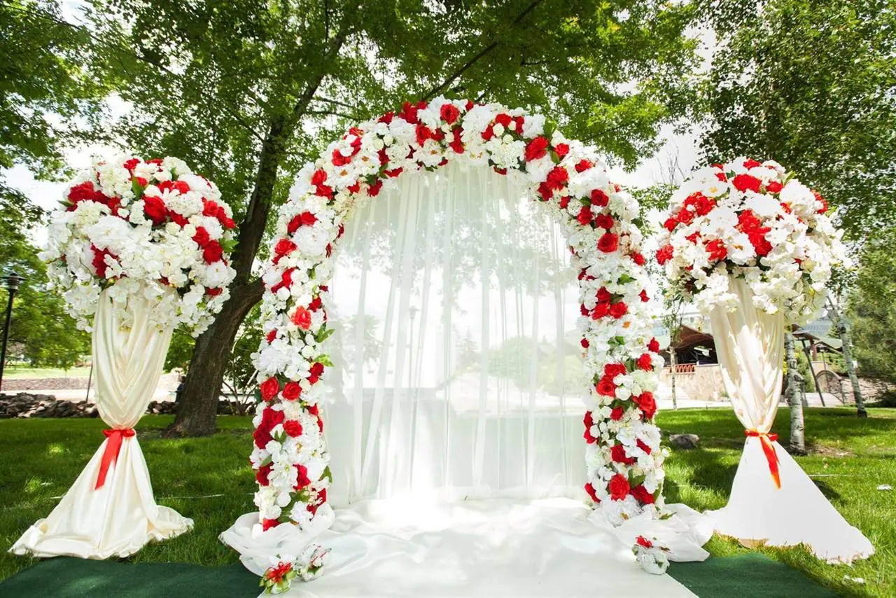 Elegant wedding reception styled in the UAE